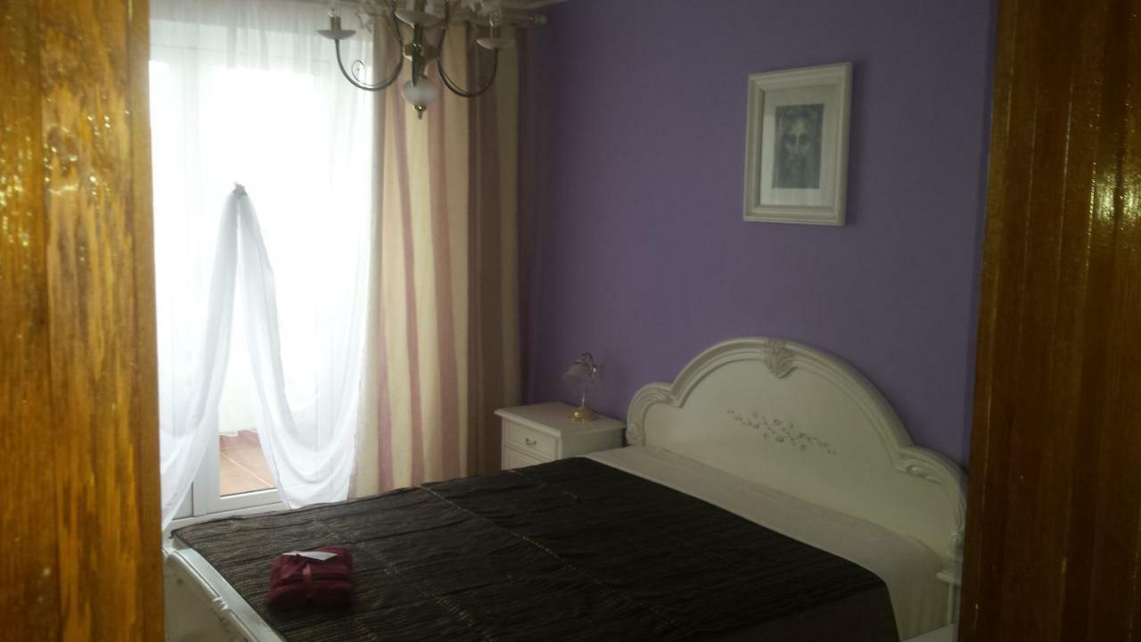 Pelican Proxy Apartment Oradea Eksteriør billede